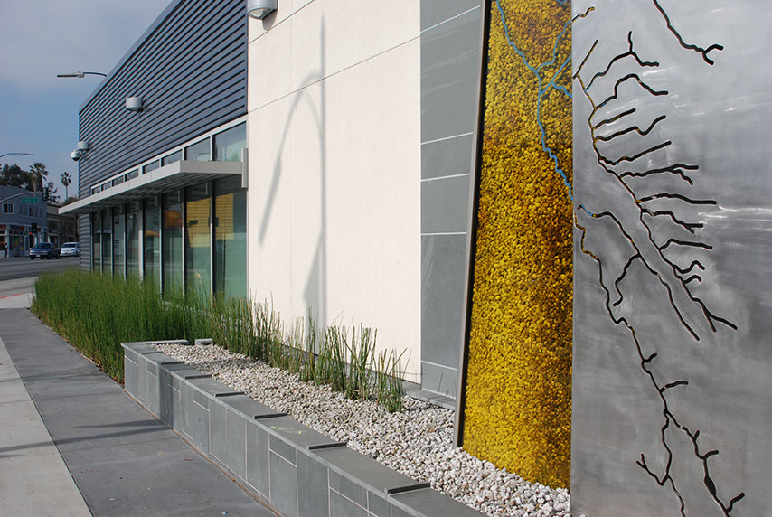 Wayfinding and Signage Support Gates and Associates